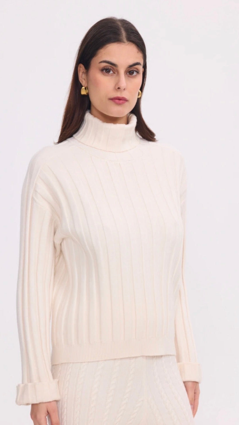 Flena Pulli White