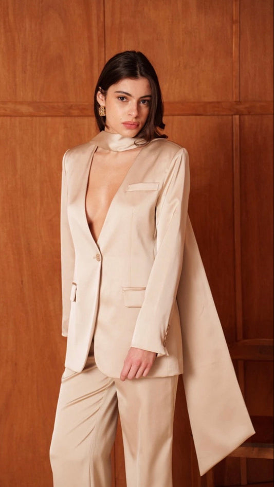 Cecine Blazer & Scarf Beige